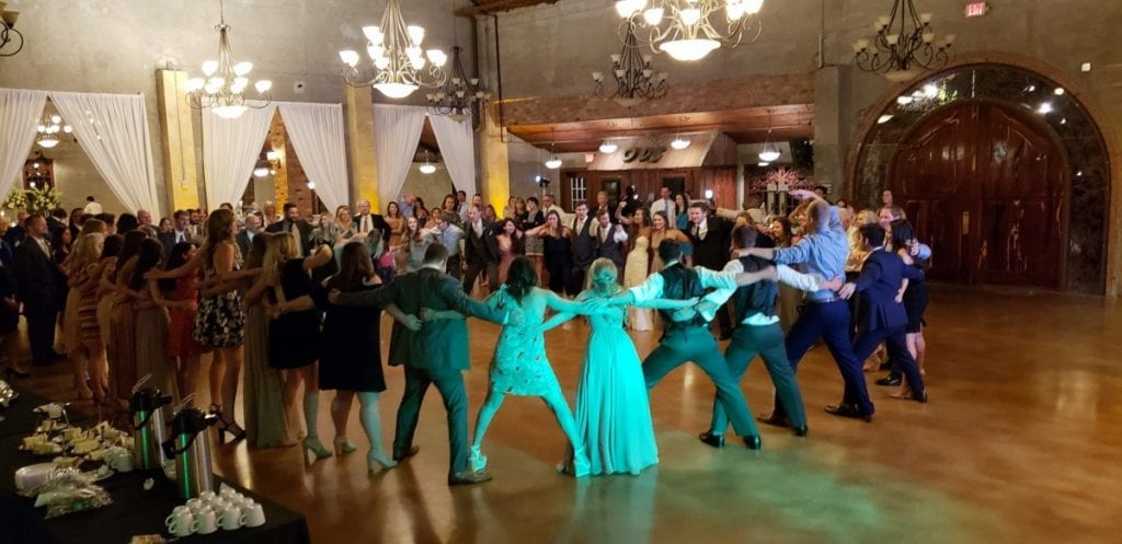 Ways to Entertain Your Guests at Your Houston Wedding